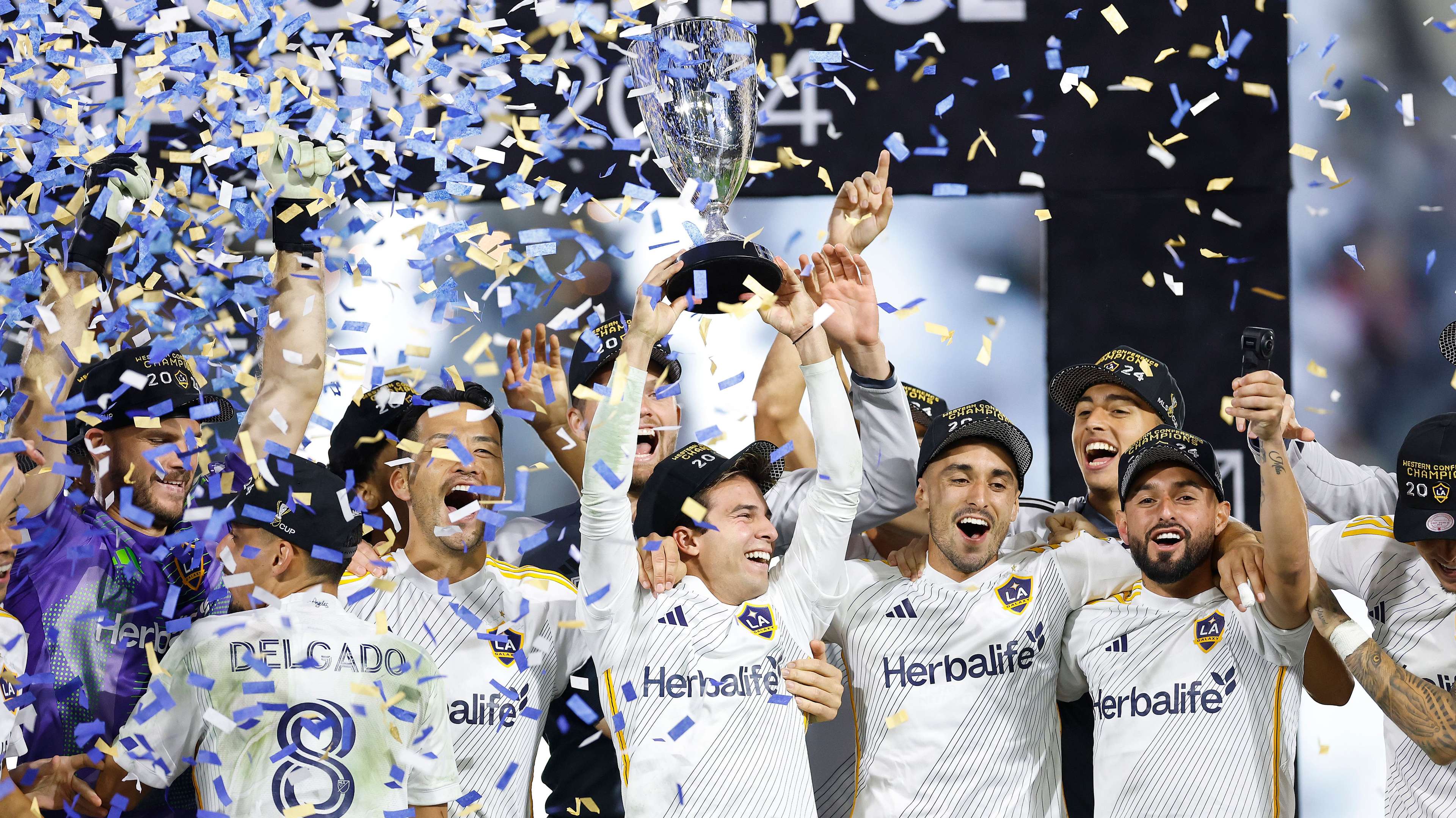 场上缺乏协 场上缺乏协